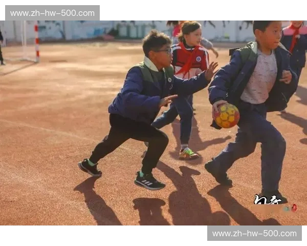 回放手球：重温每一次进攻的荣耀